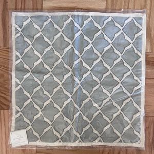 Pottery Barn 18”x18” decorative pillow sham